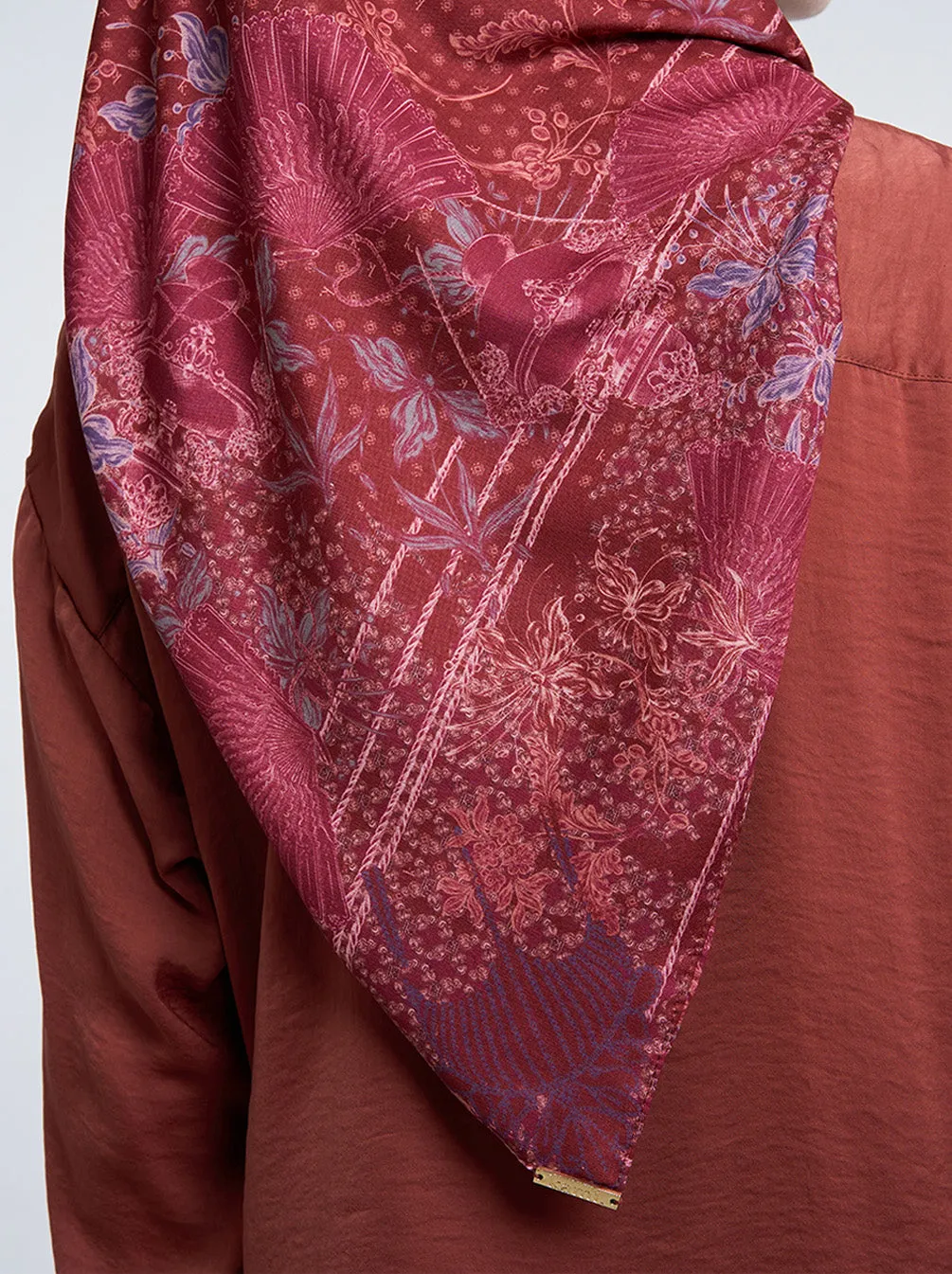 NUANSA SIGNATURE SCARF ROSEWOOD