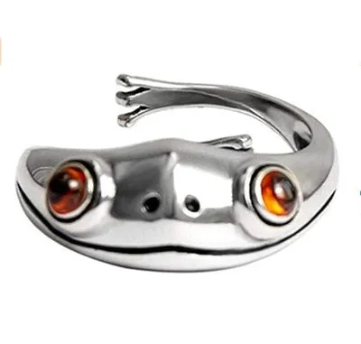 Pretty Animal Necklace Vintage 3D Realistic Baby Frog on a Branch Animal Unique Necklaces & Pendants Gift for Women Girls