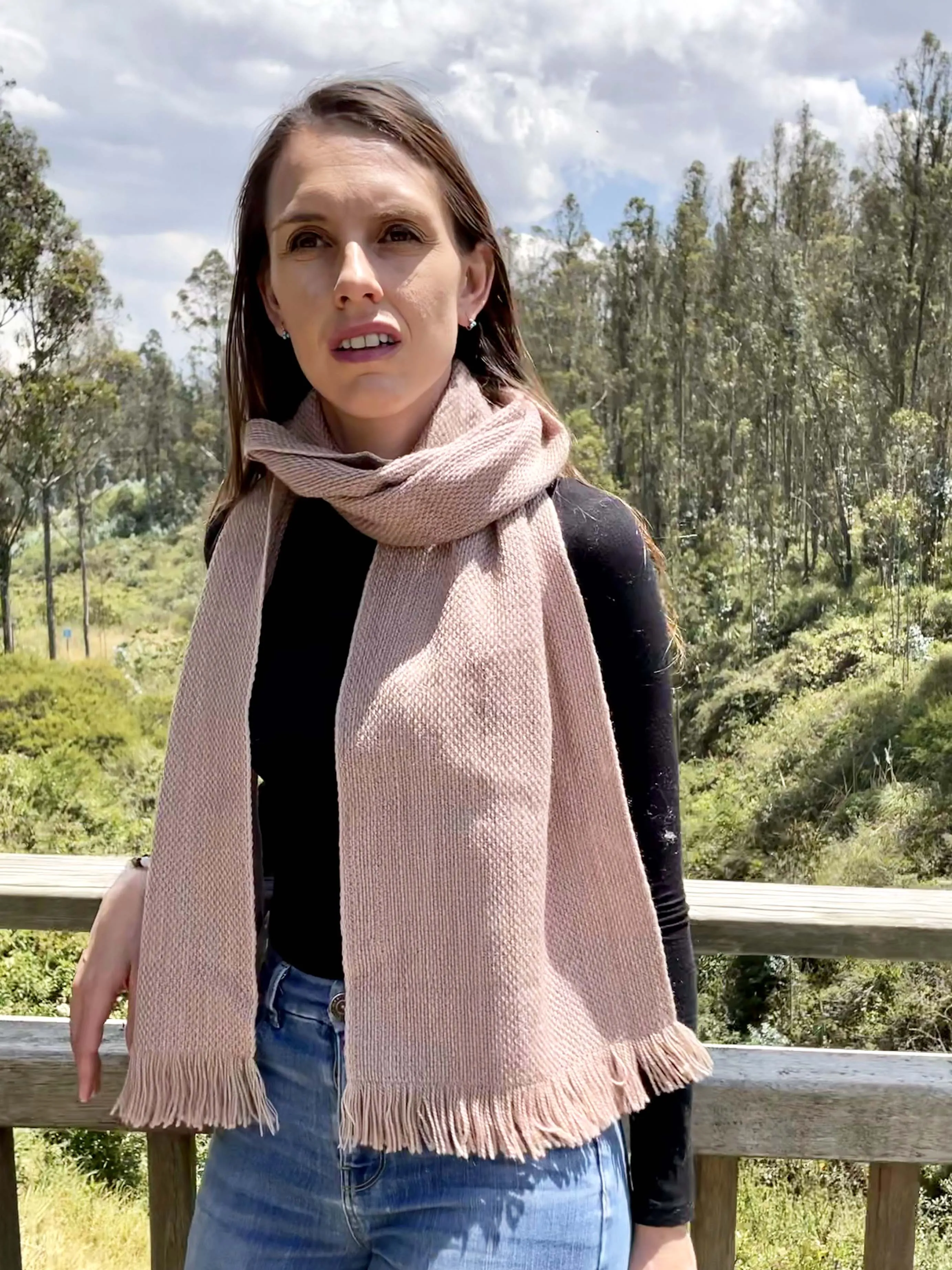 Pretty Knitted Pink Wool Scarf Ecuador Wool Fashion